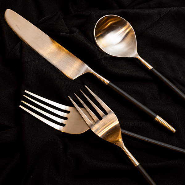 Cutlery and Crockery for Restaurants